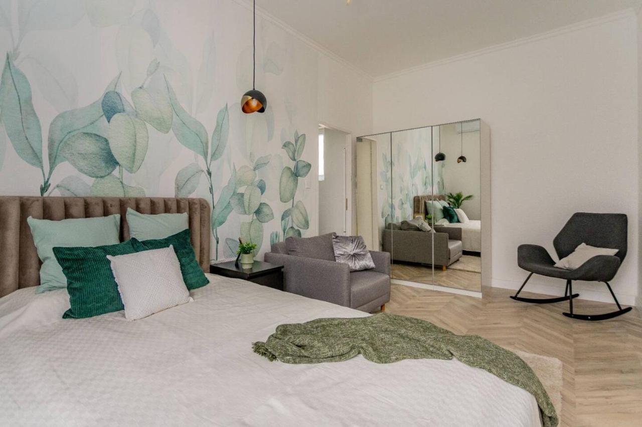 Apartment Azure Green Heaven